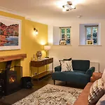 May Cottage * Ambleside